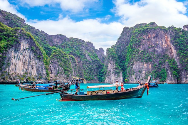 Bangkok with Phuket Tour 6 Days